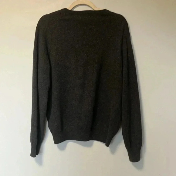 Jos. A. Bank grey 100% cashmere  v neck sweater - Picture 4 of 4